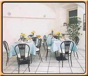 Hotel Lussemburgo 2*